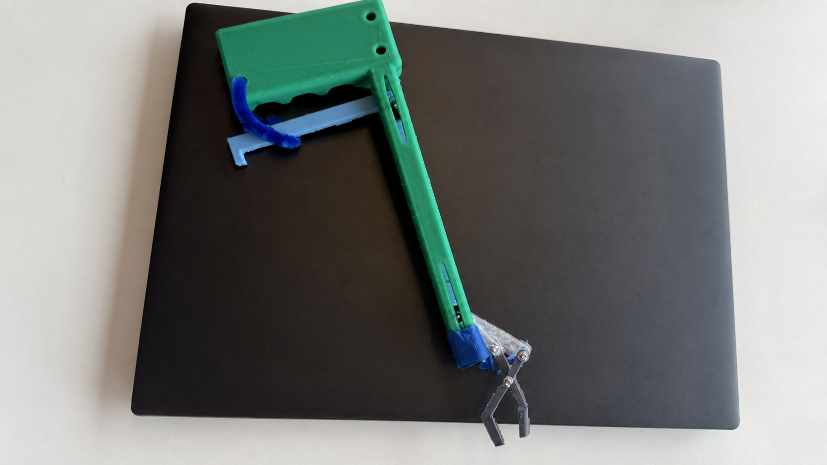 3D-printed LVAD assistive grabbing device prototype